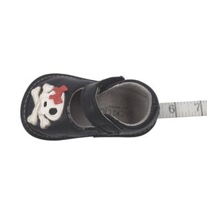 Jack & Lily Baby Girls Black Leather Skull Crossbones Mary Jane Shoes 5.5 Inch